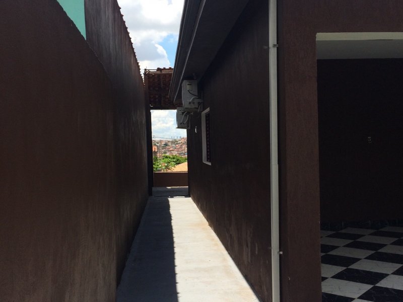 Casa à venda Jardim São Jorge com 112m² e 2 quartos por R$ 350.000 - 1485429743-7c38b3d1-ae99-4940-aa8b-826dfe4e2613.jpeg