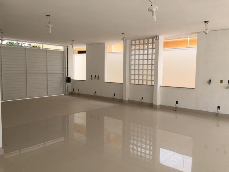 Casa à venda Itaguaçu com 421m² e 4 quartos por R$ 1.395.000 - 3a-garagem-2.jpg