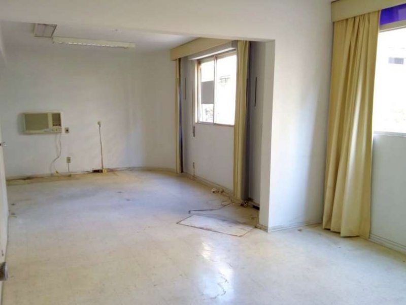 Comercial à venda Cerqueira César com 87m² e 1 quarto por R$ 450.000 - 759267396-f687f522c9fafe93310470ebb476d7c8.jpg