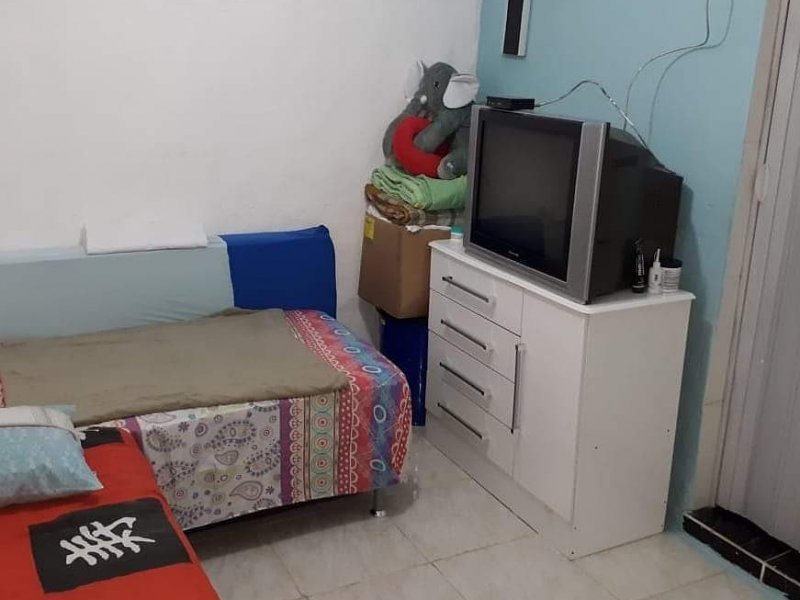 Casa à venda Jardim Hélida com 63m² e 1 quarto por R$ 90.000 - 1042001965-img-20190420-202102-255.jpg