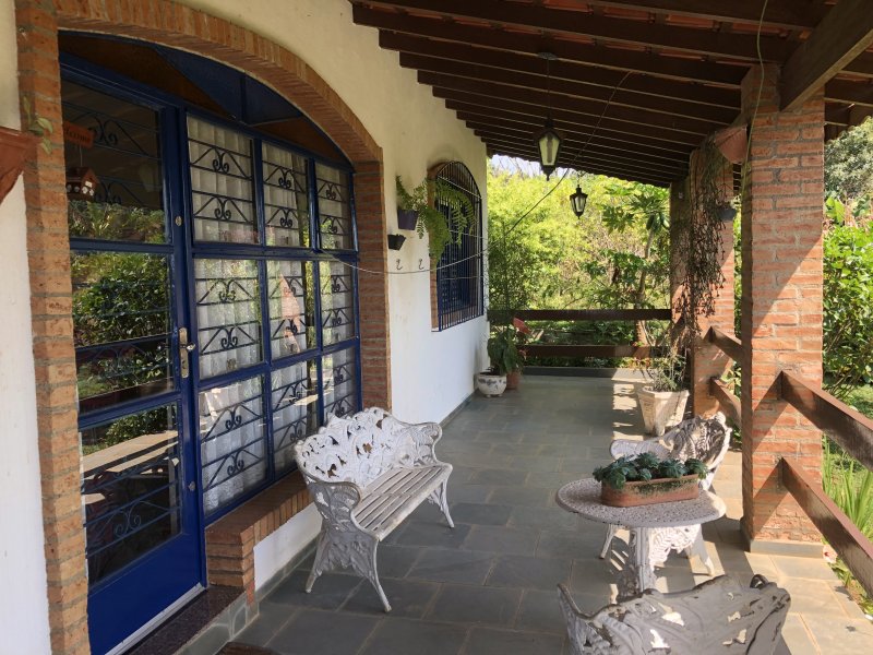 Apartamento à venda Lageadinho com 300m² e 4 quartos por R$ 550.000 - 1185511026-95440b74-1cb5-462d-9a2d-58ff8a3c6a52.jpeg