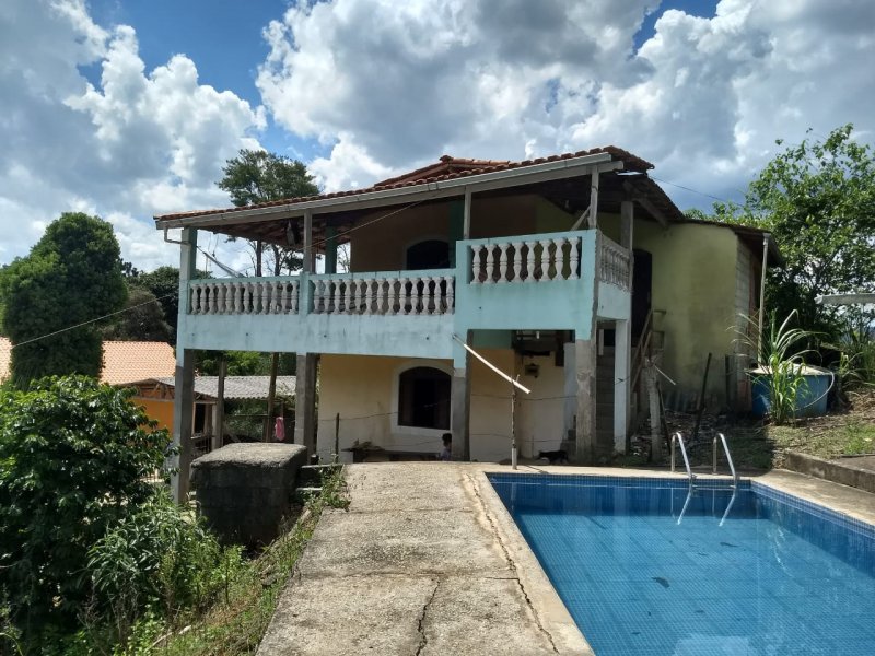 imóvel com 4000m² - Jardim Galrão - Mairiporã