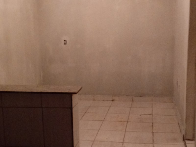 Terreno à venda Jd das palmeiras com 240m² e  quartos por R$ 100.000 - 2031332276-img-20190414-wa0091.jpeg