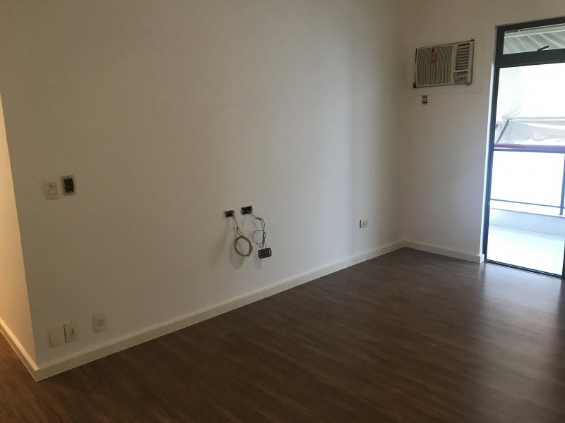 Apartamento à venda Recreio dos Bandeirantes com 180m² e 3 quartos por R$ 890.000 - 1595744329-20aeb73b-1d8d-40d9-bca1-795314cc16f5.jpeg