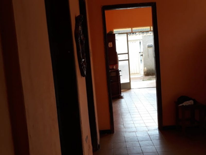 Casa à venda Centro com 700m² e 3 quartos por R$ 180.000 - 90886829-17540035-1be7-4a35-b2fd-303b5f1eab1f.jpeg
