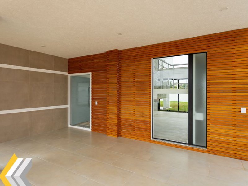 imóvel com 250m² - Parque das Nações - Pindamonhangaba