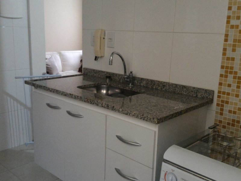 Apartamento à venda São Pedro com 46m² e 2 quartos por R$ 205.000 - 1561455034-cozinha.jpg