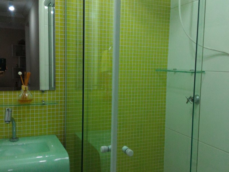 Apartamento à venda São Pedro com 46m² e 2 quartos por R$ 205.000 - 1974939399-banheiro-com-box.jpg