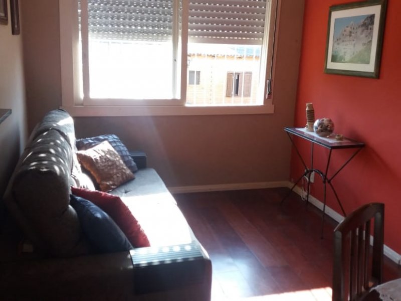 Apartamento à venda Petrópolis com 42m² e 1 quarto por R$ 140.000 - 1052564217-sala2.jpeg
