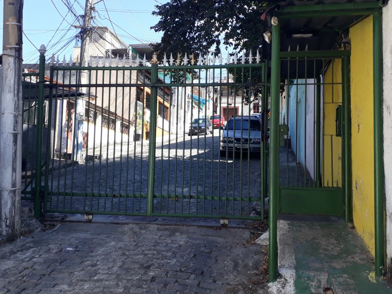 Casa à venda Cascadura com 138m² e 2 quartos por R$ 180.000 - 565131211-20180831-130433.jpg