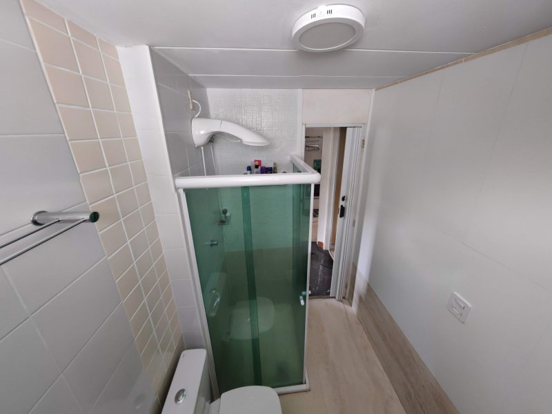 Apartamento à venda Vl. Guarani com 55m² e 2 quartos por R$ 280.000 - 812111148-banheiro.jpg