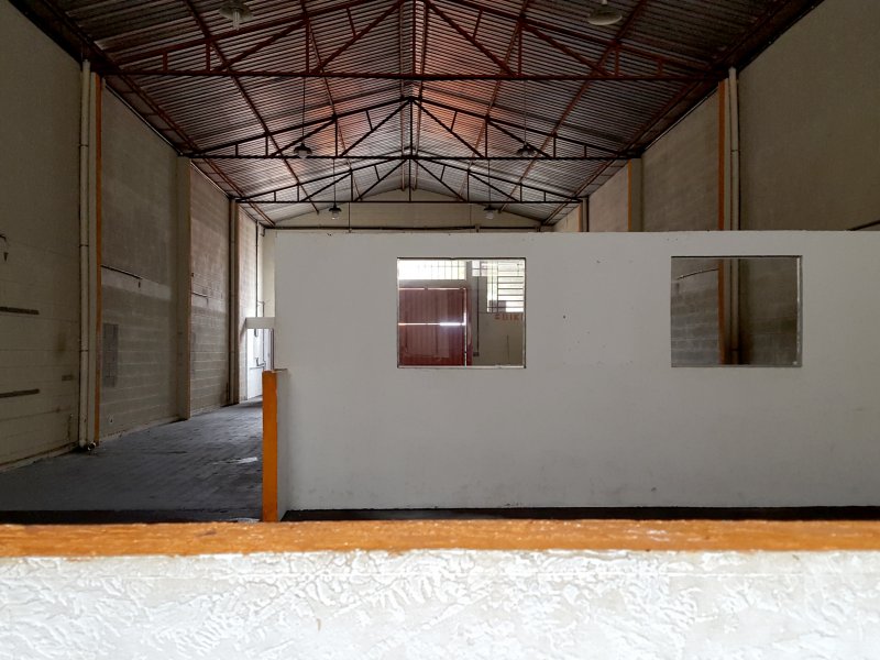 Comercial à venda Chácara Mafalda com 300m² e  quartos por R$ 1.100.000 - 1404869069-27-galpao.jpg