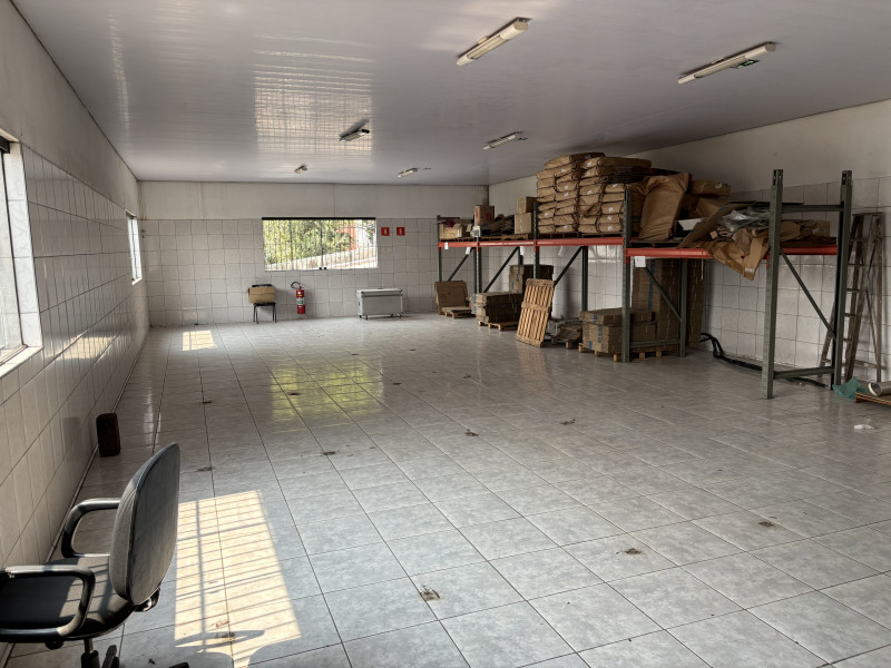 Comercial à venda Perus com 550m² e 0 quartos por R$ 1.480.000 - img-1888.JPG