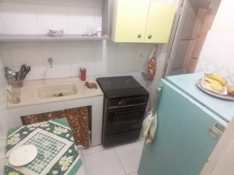 Casa à venda Centro com 250m² e 2 quartos por R$ 185.000 - 512311142-521233a1-15dc-426c-addf-f9b7d5c3cf5f.jpeg