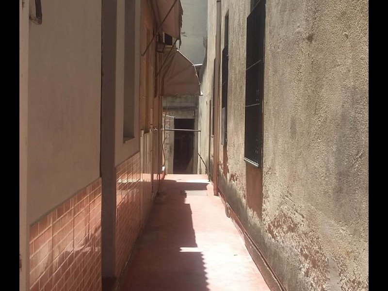 Casa à venda Centro com 250m² e 2 quartos por R$ 185.000 - 997527865-fa426941-9092-4b5d-adc9-56ede3a8f365.jpeg