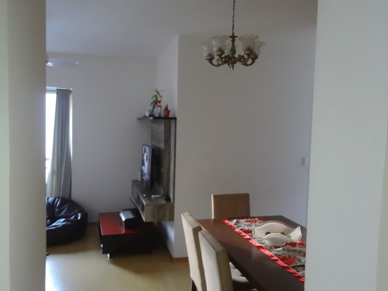 Apartamento à venda Jardim Ester Yolanda com 1m² e 3 quartos por R$ 375.000 - 1942271538-2-salas.JPG