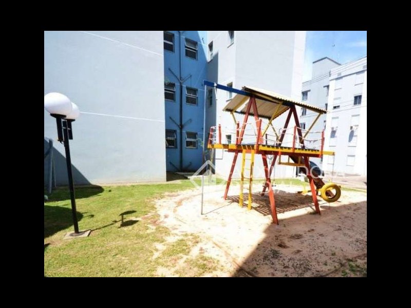 Apartamento à venda Olaria com 47m² e 2 quartos por R$ 135.000 - 80674100-pracinha.jpg