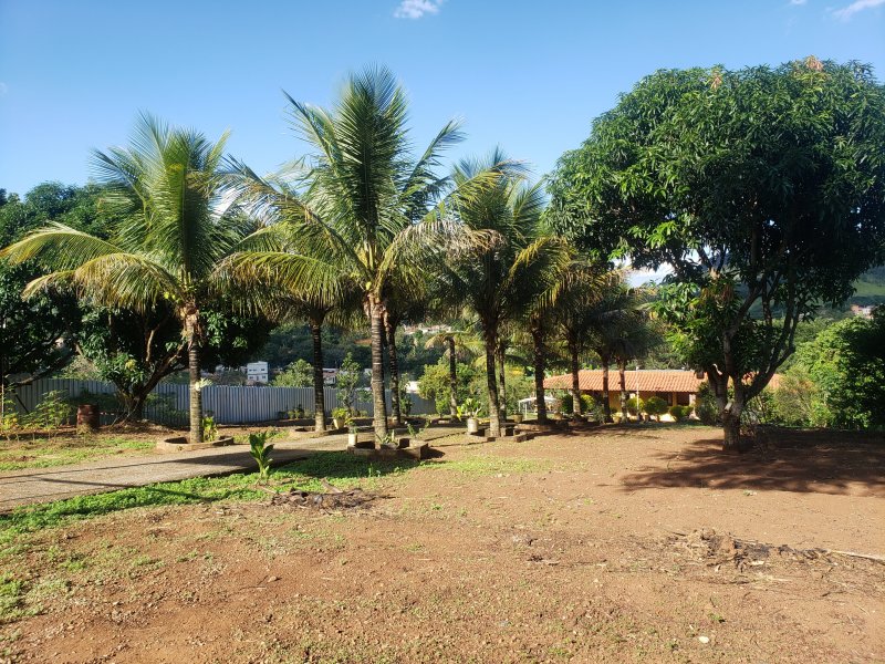 imóvel com 5000m² - California - Contagem