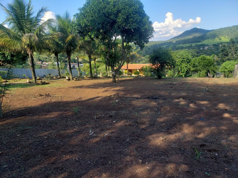 imóvel com 5000m² - California - Contagem