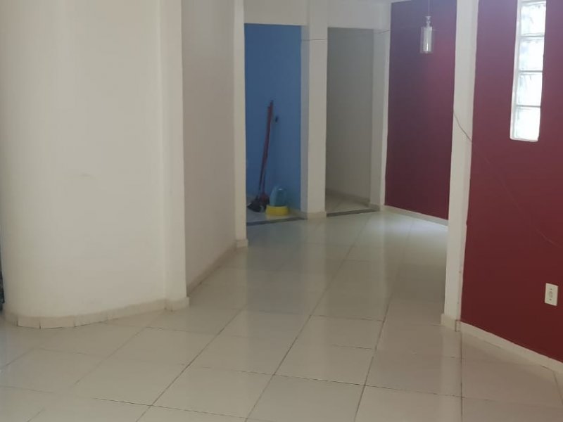 Apartamento à venda Monte Cristo com 210m² e 3 quartos por R$ 220.000 - 255140453-img-20180927-wa0033.jpg