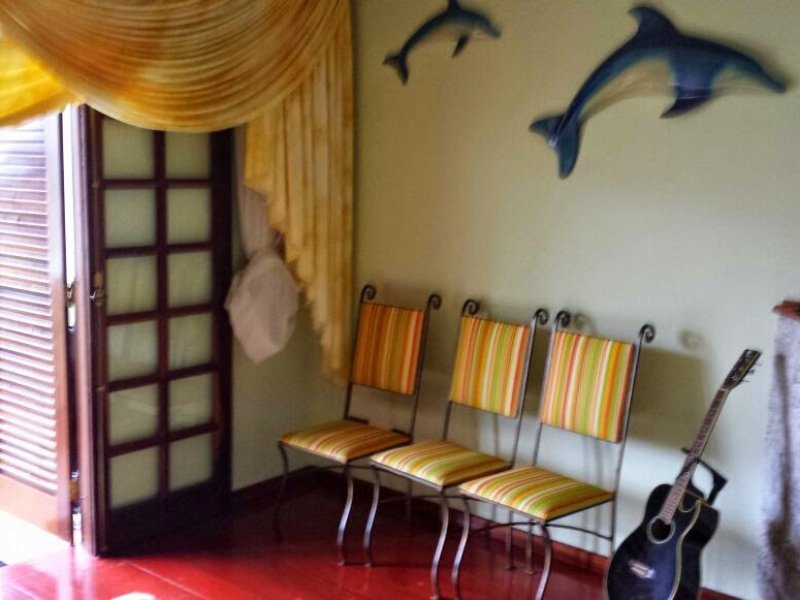 Casa à venda Novo Mundo com 260m² e 2 quartos por R$ 1.300.000 - 1718806721-img-20190422-wa0011.jpg