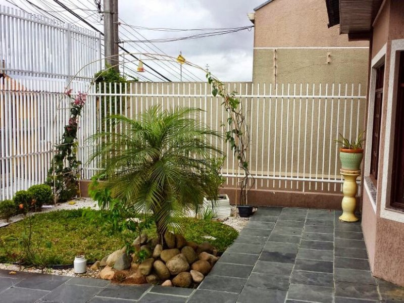 Casa à venda Novo Mundo com 260m² e 2 quartos por R$ 1.300.000 - 223602139-img-20190422-wa0018.jpg