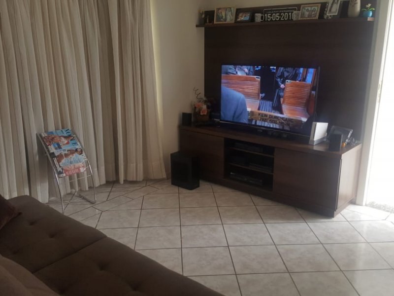Casa à venda Jardim Santa Olga com 300m² e 3 quartos por R$ 320.000 - 392595423-img-20190402-wa0025.jpg