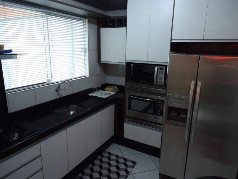 Casa à venda Vila Nova com 110m² e 3 quartos por R$ 390.000 - 1354697167-84ae99aafb2d18a409364a2aa8af9e0a.jpg