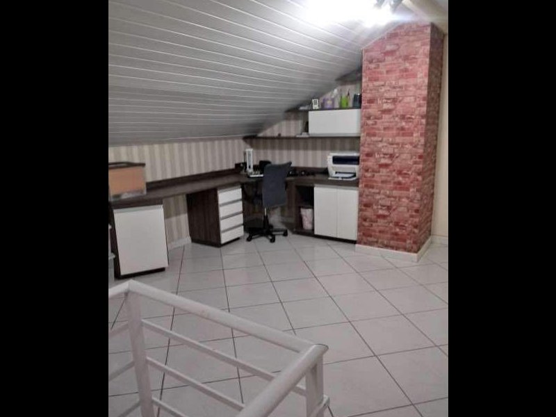 Casa à venda Vila Nova com 110m² e 3 quartos por R$ 390.000 - 1683372248-8570fce866126ed7658362c41458ab9d.jpg