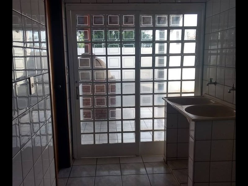 Casa à venda Jardim Arapuã com 230m² e 3 quartos por R$ 780.000 - 1707588476-mery-018.jpg