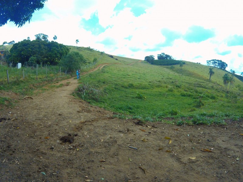 Terreno à venda Centro com 40000m² e 1 quarto por R$ 350.000 - 1271441696-nascente2.jpg