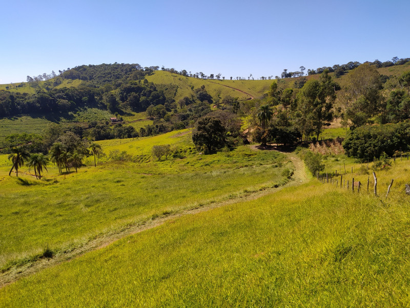 Terreno à venda Centro com 40000m² e 1 quarto por R$ 350.000 - 467153417-vista-de-cima-da-entrada2.jpg