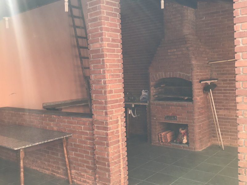 Casa à venda Vl. Vera Cruz com 270m² e 4 quartos por R$ 550.000 - 1735667144-37abe887-97da-4e74-87d3-80bde23bb9af.jpeg