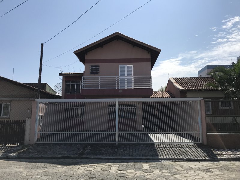 Casa à venda Vl. Vera Cruz com 270m² e 4 quartos por R$ 550.000 - 459507461-1c7aaa0e-3988-4ffc-abfa-0a206753c7fb.jpeg