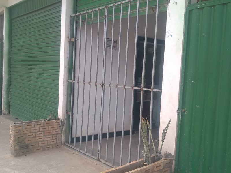 Comercial à venda São Cristóvão com 500m² e  quartos por R$ 500.000 - 1032995352-img-20190422-120458107.jpg