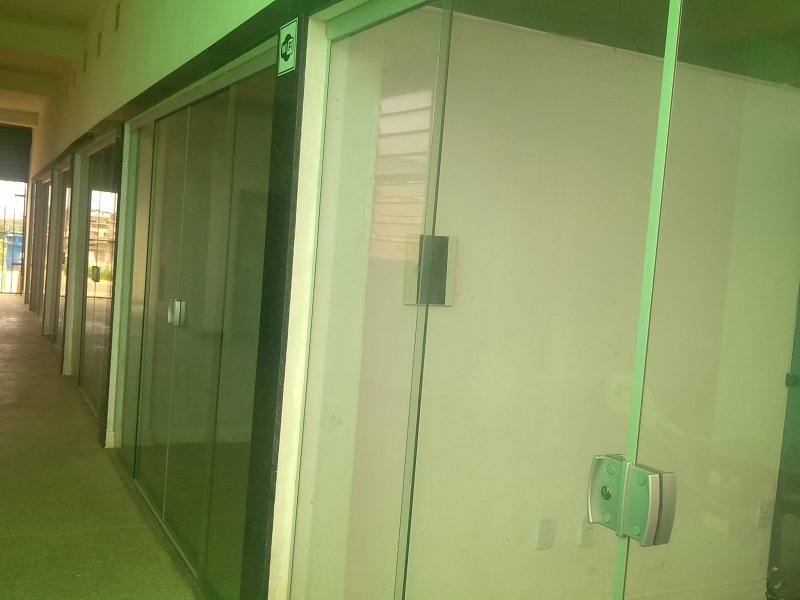 Comercial à venda São Cristóvão com 500m² e  quartos por R$ 500.000 - 1611201990-img-20190422-120313493.jpg
