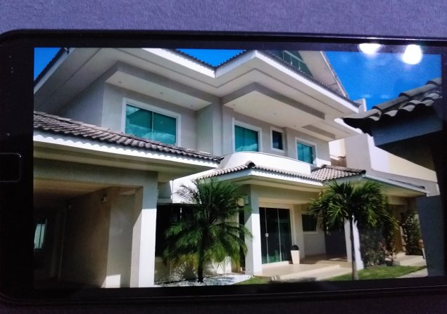 imóvel com 323m²