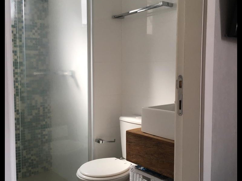 Apartamento à venda Jardim Aeroporto com 61m² e 3 quartos por R$ 460.000 - 1396948910-13-banheirosuite04.jpg