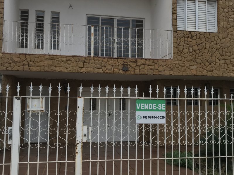 Comercial à venda Centro com 430m² e  quartos por R$ 550.000 - 1372147846-71e35670-3f8d-4303-82ee-644e69c74507.jpeg