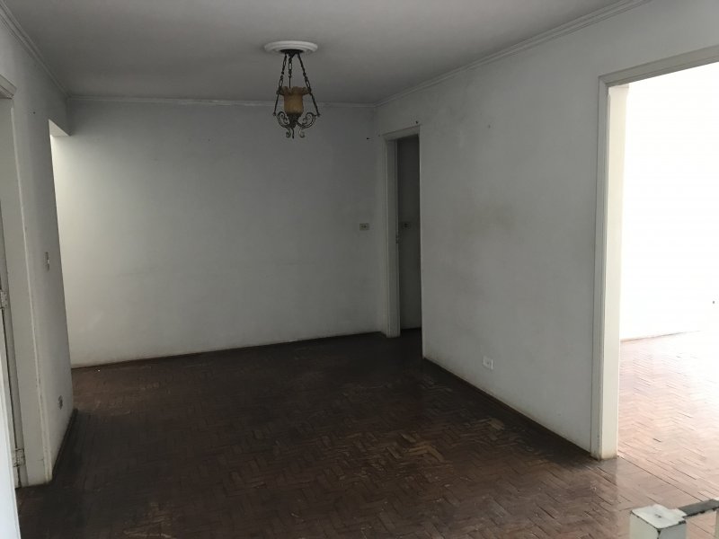 Comercial à venda Centro com 430m² e  quartos por R$ 550.000 - 1571921301-54a612a8-4aa7-4542-8397-f706a750612e.jpeg