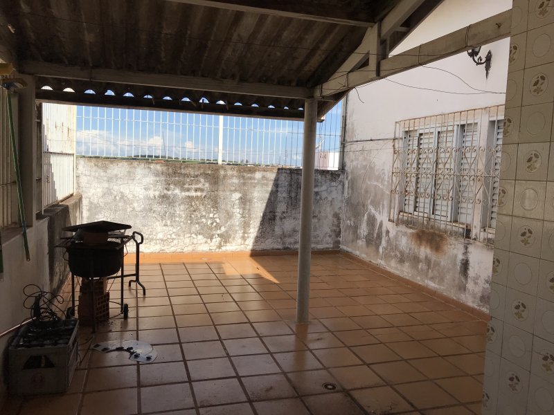 Comercial à venda Centro com 430m² e  quartos por R$ 550.000 - 1758817032-9570c6a3-b98e-4572-892c-c759a7d8fd86.jpeg