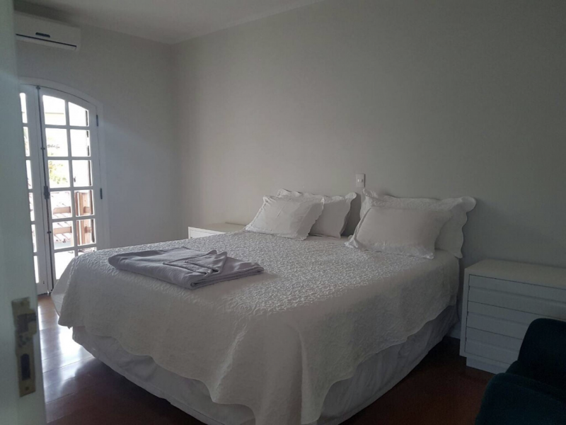 Casa à venda Centro com 307m² e 4 quartos por R$ 1.000.000 - 1075536674-e44a7412-95e4-4a66-b894-1c26b41835c1.png