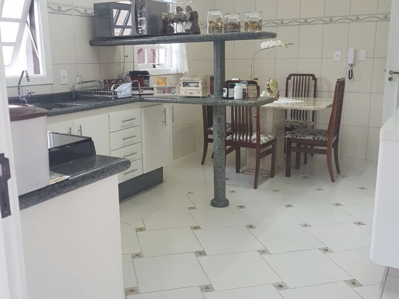 Casa à venda Centro com 307m² e 4 quartos por R$ 1.000.000 - 187794604-e7174861-22a2-40e3-b744-16f87bcc5dee.png