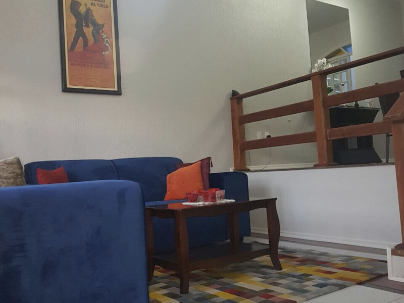 Casa à venda Centro com 307m² e 4 quartos por R$ 1.000.000 - 923532620-7834f3ae-78ee-47ac-841d-389990c08bbb.png