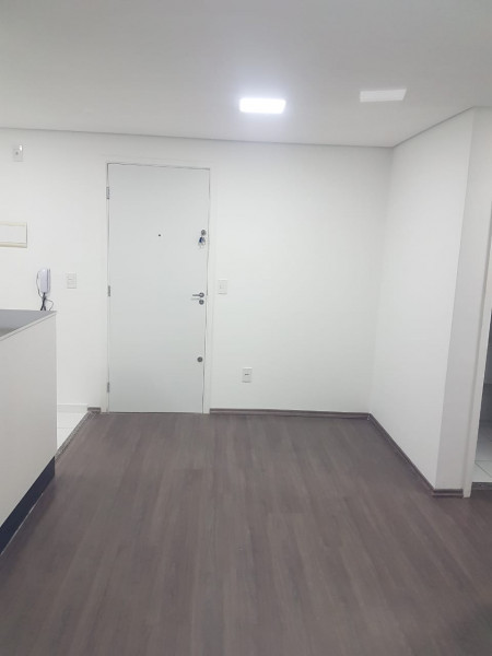 Apartamento à venda Vila Carmosina com 46m² e 2 quartos por R$ 250.000 - 170339549-img-20220225-wa0004.jpg