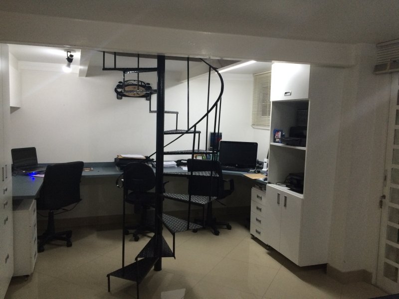 Casa à venda Centro com 160m² e 3 quartos por R$ 790.000 - 1046098171-escritorio.JPG