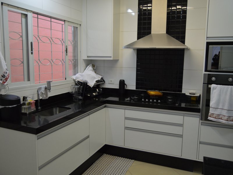 Casa à venda Centro com 160m² e 3 quartos por R$ 790.000 - 821405588-cozinha-2.JPG