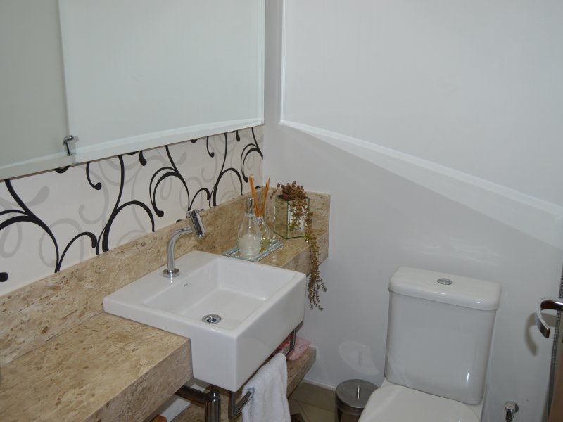 Casa à venda Centro com 160m² e 3 quartos por R$ 790.000 - 955184167-lavabo.JPG