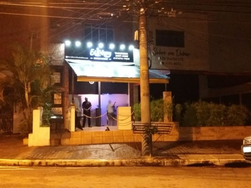 Comercial à venda Chácara Califórnia com 120m² e  quartos por R$ 70.000 - 639357076-whatsapp-image-2019-04-06-at-20.jpeg