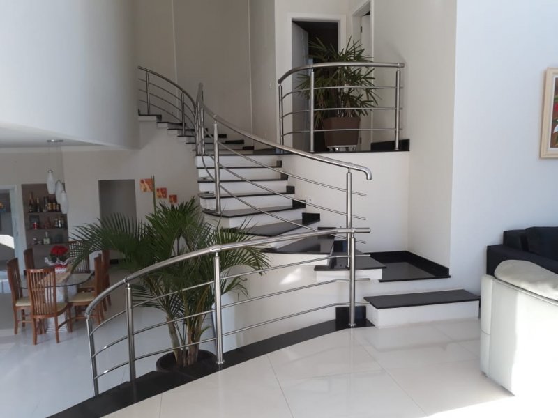 Casa de condomínio à venda Jardim América com 425m² e 4 quartos por R$ 1.850.000 - 1761314535-casa-15-copia.jpg